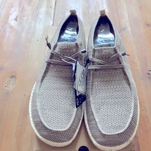 Hey Dude Mens Wally knit shoes in Beige size 12